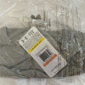 Under Armour women’s tee